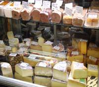 Québécois cheese and meat produce
