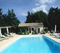 Le Mas de Peint Pool Le Mas de Peint Pool