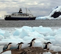Boat near Penguins