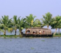 Houseboat cruise