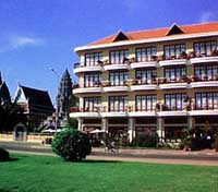 The exterior side of Amanjaya hotel The exterior side of Amanjaya hotel