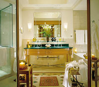 Bathroom at the Four Seasons Nile Plaza