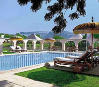 Oberoi Vanyavilas - Pool