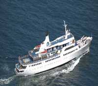 Luxury Class Yacht, Galapagos