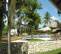 Villa Maya, Flores