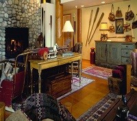 Moraine Lake Lodge Library