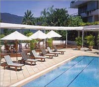 Pullman Reef Hotel Casino Pool