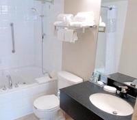 Deluxe King Whirlpool Suite