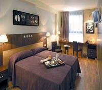 Evenia Rosello Guest Room
