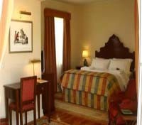 Aviz Hotel Guest Room