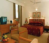 Vivanta by Taj - Ambassador Hotel Room