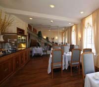 Fürst Bismarck - breakfast area