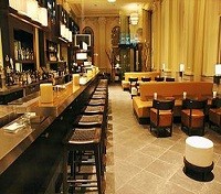 Place d'Armes Hotel & Suites Bar
