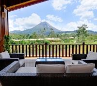 Arenal Manoa Lounge