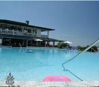 Cristal Ballena Pool