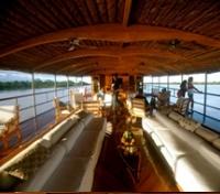 Delfin Amazon Observaion Deck