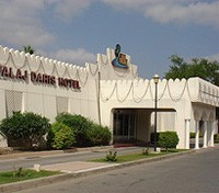 Falaj Daris Hotel