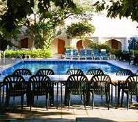 Falaj Daris Hotel