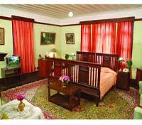 Woodville Palace Hotel Room