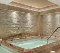 Hilton Colon Spa Pool