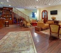 Holiday Inn Express Lobby Lounge