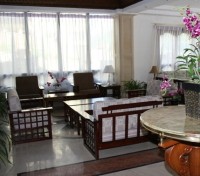 Lounge area