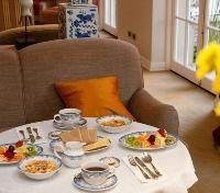 Le Reve Boutique Hotel Dining