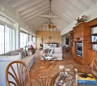 Villa Modani Living Room