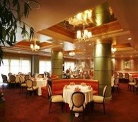 Krungsri River Hotel - Dining