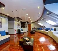Ocean Spray Lounge