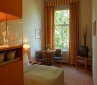 Hotel AM Opernring Room