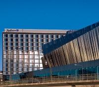 Radisson Blu Waterfront Hotel 