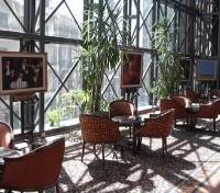 Radisson Victoria Bar 
