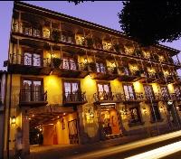 Santa Cruz Plaza Exterior