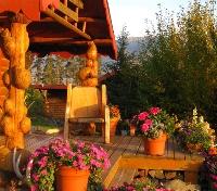 Ultima Thule Lodge Porch