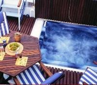 La Belle Epoque Hottub