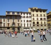 Hotel Cavour from across the square