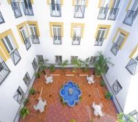 Aranwa Boutique Hotel Courtyard