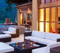 Terrace Lounge