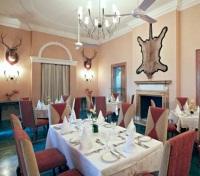 The Gateway Hotel Ramgarh Lodge - Dining