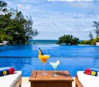 Drinks by the Infinity Pool