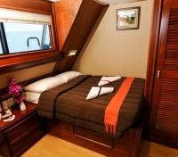 Double Cabin
