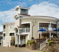 Hyannis Harbor Hotel
