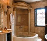 Gladiator Suite Shower