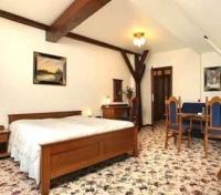 Gold Hotel - Guest Room