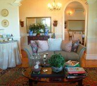Goble Palms Lounge
