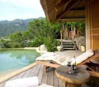 Hill Top Villa Poolside