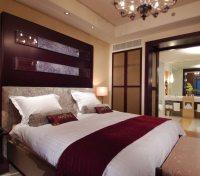 Deluxe Bedroom
