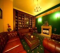 Hotel Trihotel am Schweier Wald Library