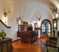 Goldener Hirsch Lobby